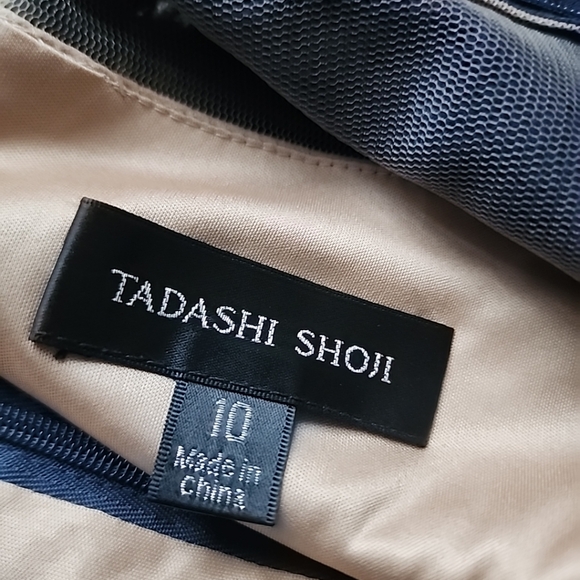 Tadashi Shoji Navy Floral Lace Brocade Illusion Maxi Gown Dress Bell Sleeves 10 - Picture 6 of 8